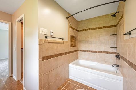 2326 Snowbird Lane North Mankato MN 56003