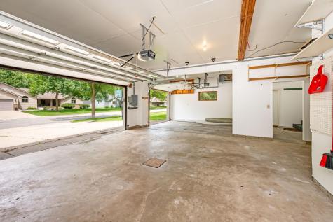 2326 Snowbird Lane North Mankato MN 56003