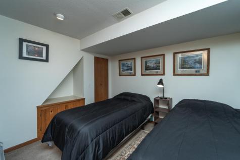 7884 Lakeview Drive Brainerd MN 56401