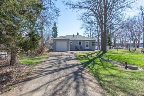 7884 Lakeview Drive Brainerd MN 56401