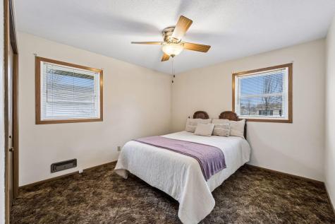 11447 55th Street NE Albertville MN 55301