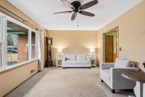 11447 55th Street NE Albertville MN 55301