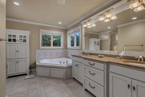 90 27th Street N Sartell MN 56377