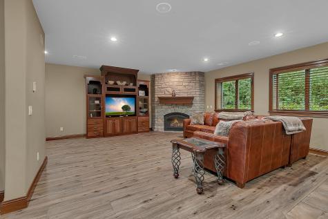 90 27th Street N Sartell MN 56377