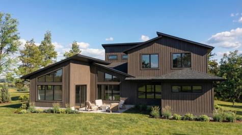 719 Ensconced Way Chaska MN 55318