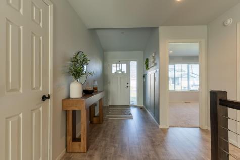 10174 Burgundy Drive Horace ND 58047