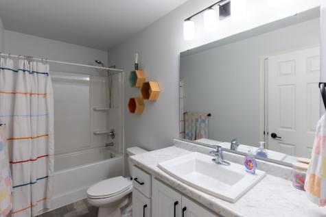 10174 Burgundy Drive Horace ND 58047