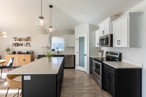 10174 Burgundy Drive Horace ND 58047