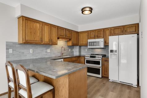 3956 Goodwin Avenue N Oakdale MN 55128