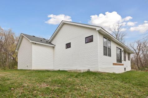 4160 Boulder Circle Webster MN 55088