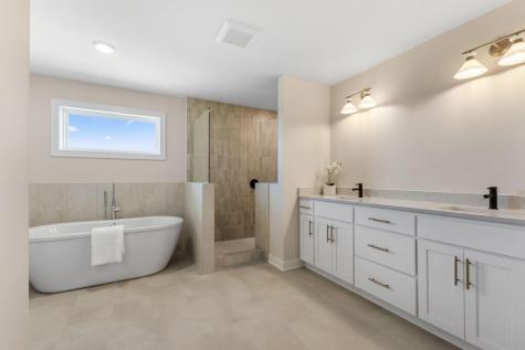 19533 Hamburg Avenue Lakeville MN 55044