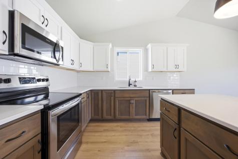 7903 Buckthorn Avenue Horace ND 58047