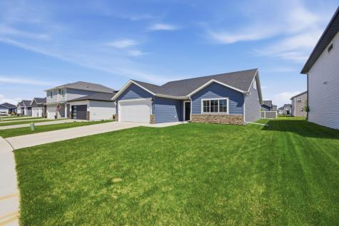 7903 Buckthorn Avenue Horace ND 58047