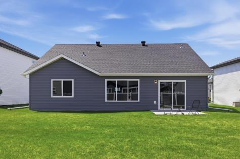 7903 Buckthorn Avenue Horace ND 58047