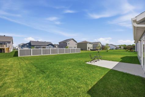 7903 Buckthorn Avenue Horace ND 58047
