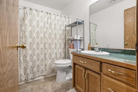 2707 Parkview Drive S Fargo ND 58103