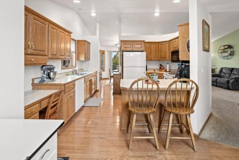 2707 Parkview Drive S Fargo ND 58103