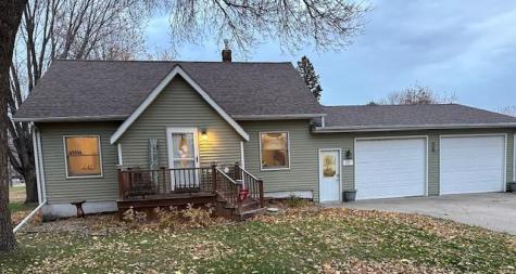 537 Cedar Avenue Westbrook MN 56183