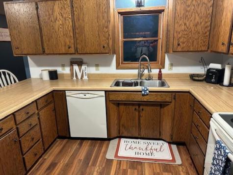 537 Cedar Avenue Westbrook MN 56183