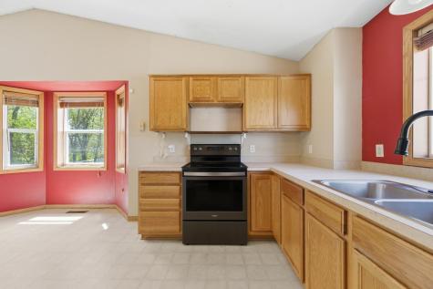 125 Gloria Avenue Green Isle MN 55338