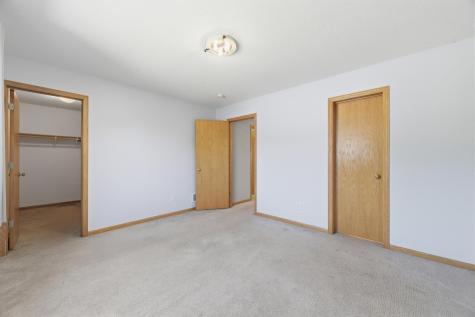 125 Gloria Avenue Green Isle MN 55338