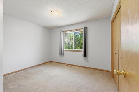 125 Gloria Avenue Green Isle MN 55338