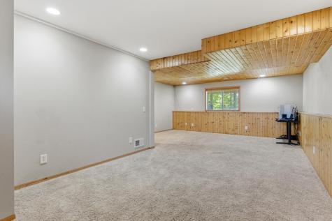 125 Gloria Avenue Green Isle MN 55338