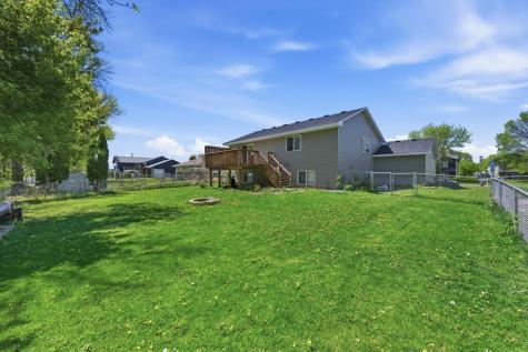 125 Gloria Avenue Green Isle MN 55338