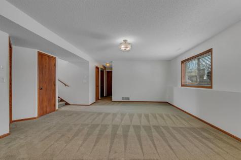 1540 Timberdoodle Drive Saint Cloud MN 56303