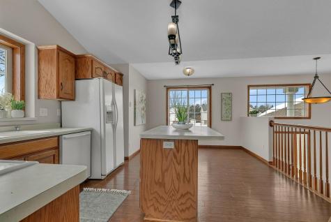 1540 Timberdoodle Drive Saint Cloud MN 56303