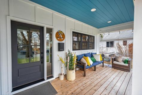 2241 8TH Street White Bear Lake MN 55110
