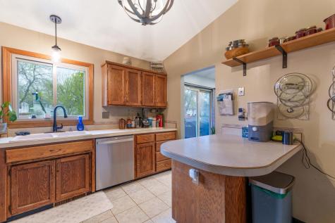 1914 23rd Street S Fargo ND 58103