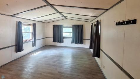 102 2nd Street N Fairmount ND 58030