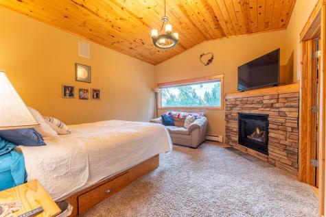 8947 E Wakemup Village Road Cook MN 55723