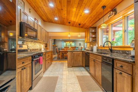 8947 E Wakemup Village Road Cook MN 55723