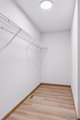12181 Walnut Drive Rogers MN 55374