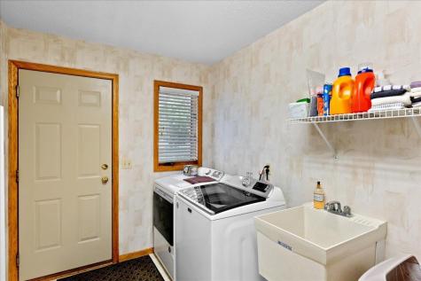1217 Emerson Court Burnsville MN 55337