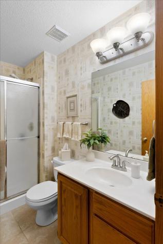 1217 Emerson Court Burnsville MN 55337