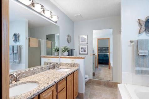 1217 Emerson Court Burnsville MN 55337