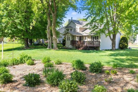1217 Emerson Court Burnsville MN 55337