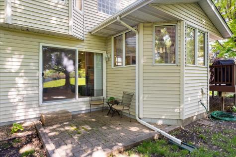 1217 Emerson Court Burnsville MN 55337