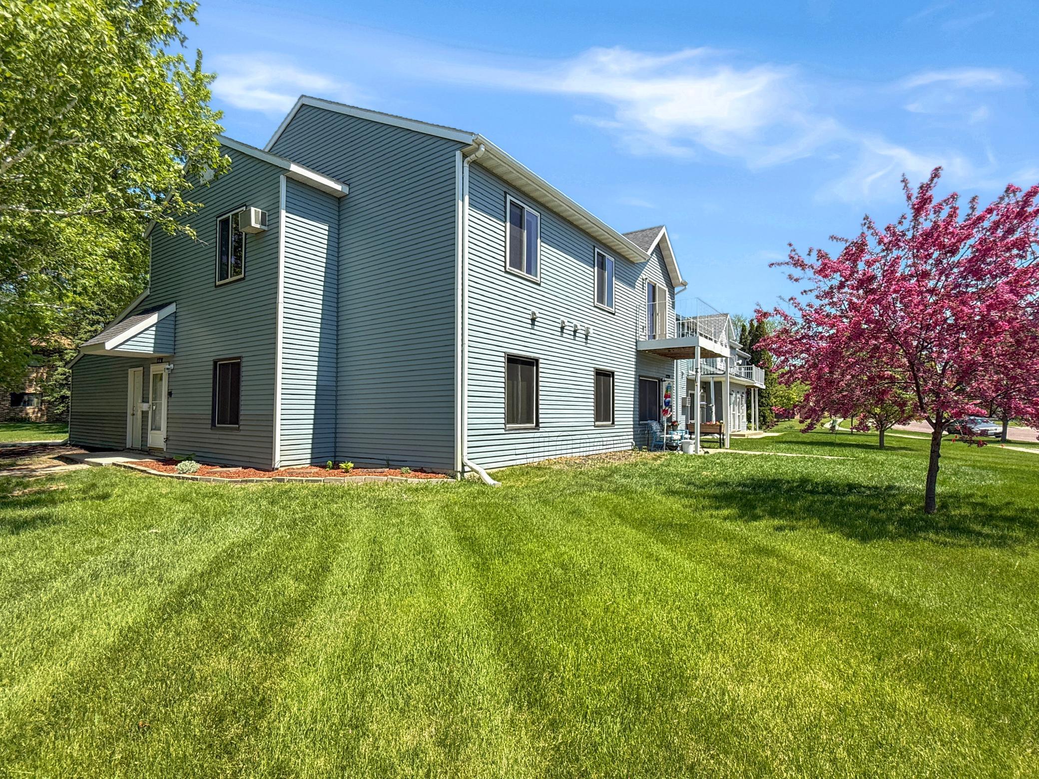 1731 27th Avenue S Fargo ND 58103