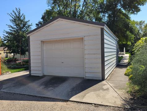 203 3rd Avenue E Lamberton MN 56152