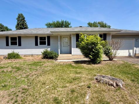 7208 Bryant Avenue N Brooklyn Center MN 55430