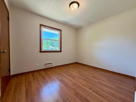 7208 Bryant Avenue N Brooklyn Center MN 55430