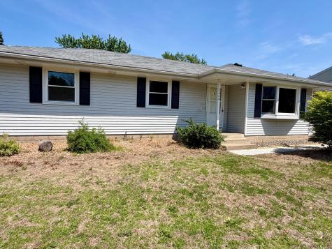7208 Bryant Avenue N Brooklyn Center MN 55430