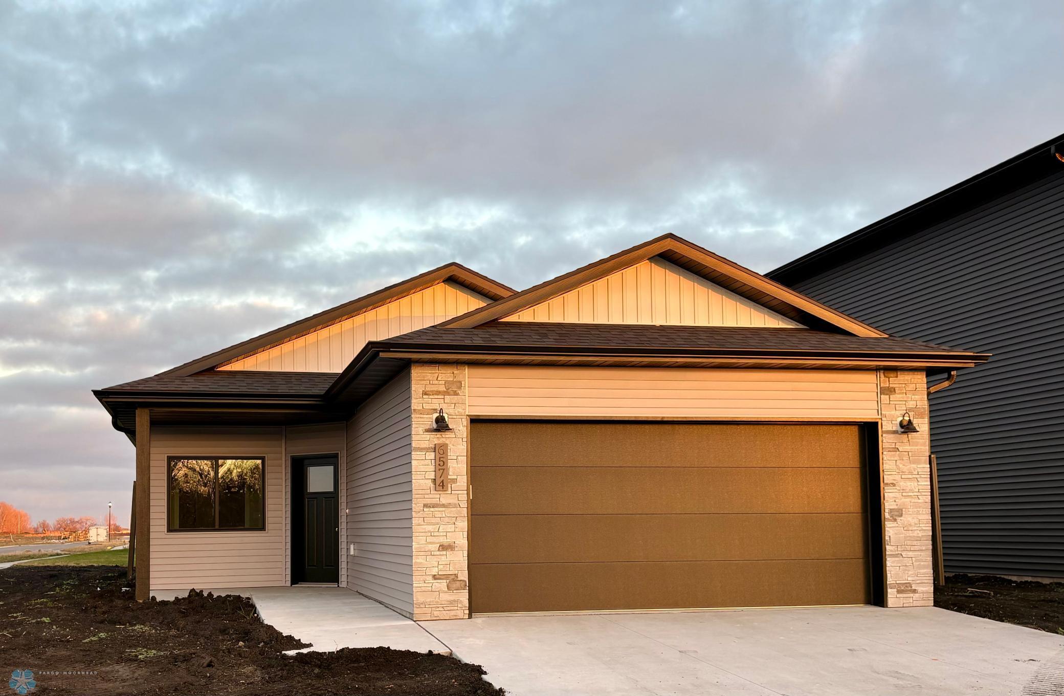 6574 68th Street S Horace ND 58047