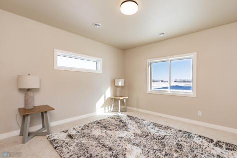 6574 68th Street S Horace ND 58047