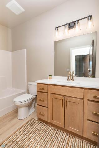 6574 68th Street S Horace ND 58047