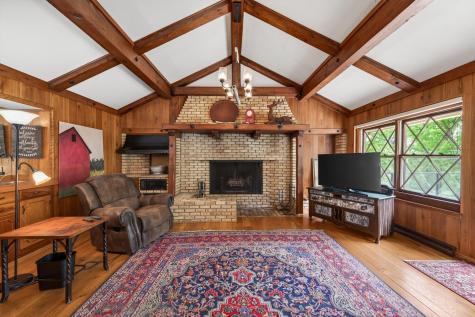 13651 Oakwood Curve Burnsville MN 55337